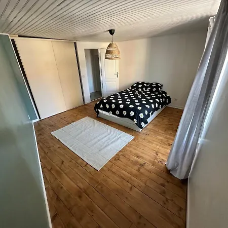 Casa de Férias Bright And Quiet House *