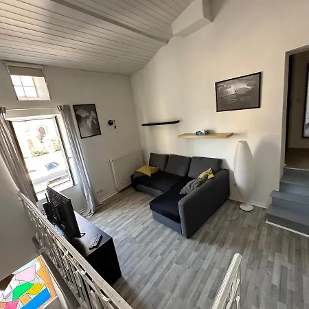 Bright And Quiet House Aulnat